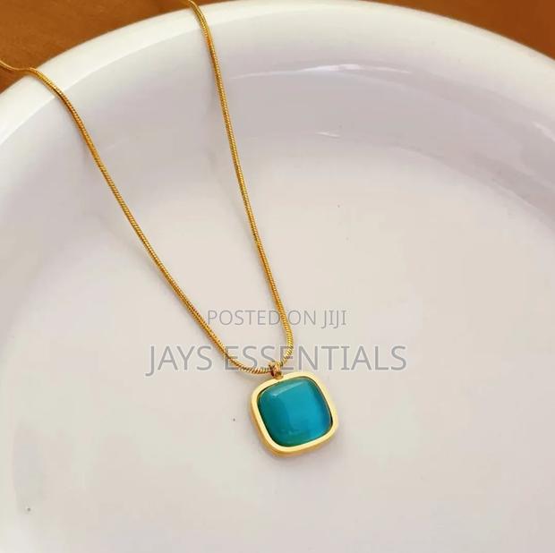 Must Have Gold Necklaces - thumbnail 14