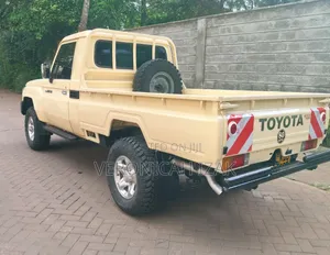 Toyota Land Cruiser 2008 Gold