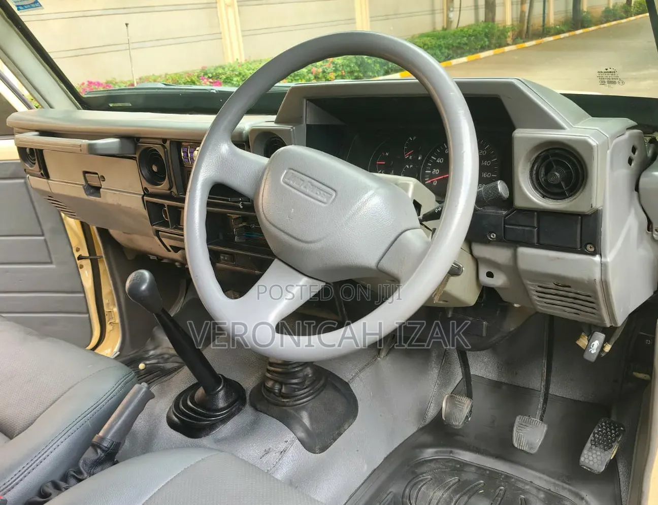 Toyota Land Cruiser 2008 Gold