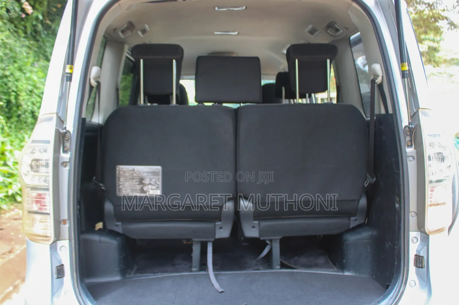 Toyota Voxy 2012 Silver