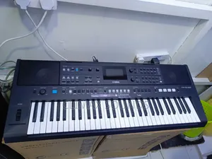 Yamaha Keyboard PSR -E 483