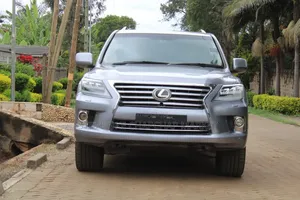 Lexus LX 570 2011 Silver