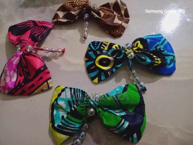 Bow Hair Clip - thumbnail 3