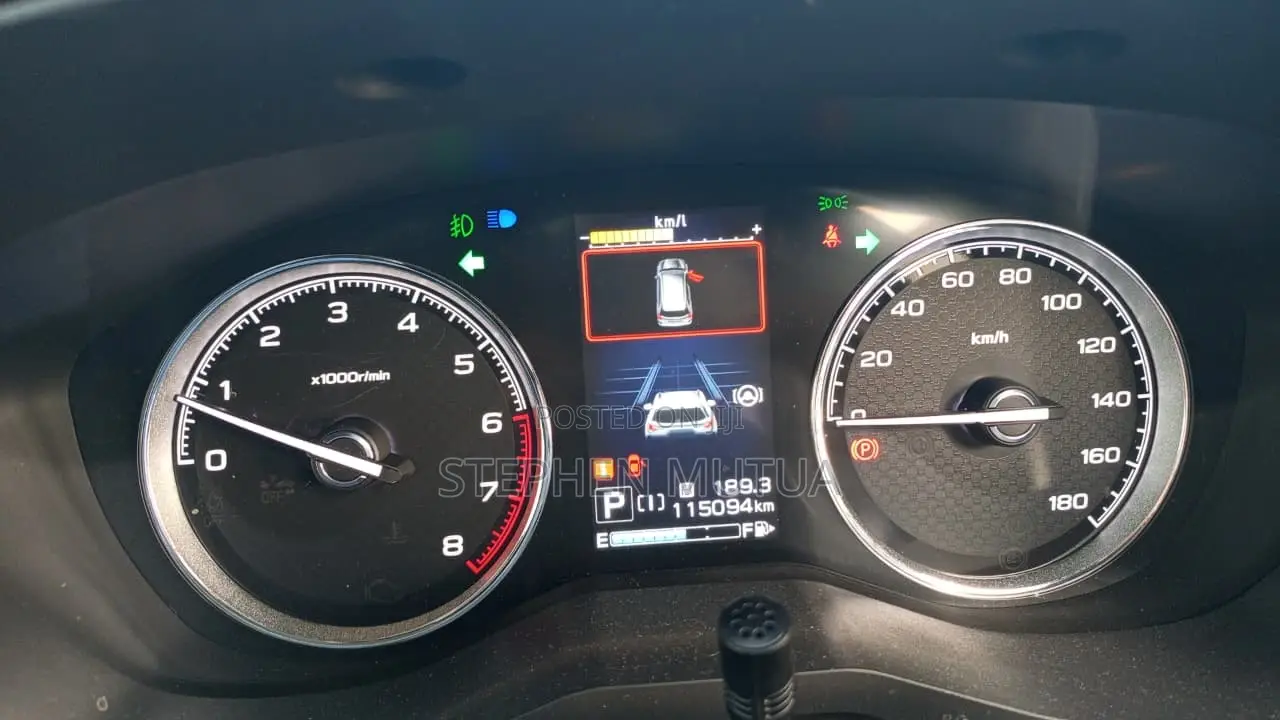 Subaru Forester Premium AWD 2019 White