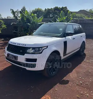 Land Rover Range Rover Vogue 2016 Black