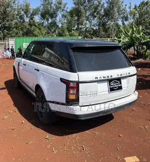 Land Rover Range Rover Vogue 2016 Black