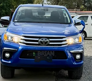 Toyota Hilux 2019 Blue