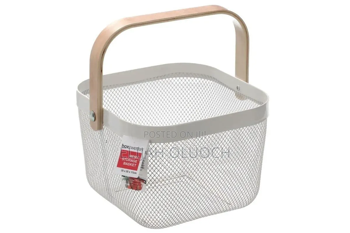 Round Square Pantry Mesh Wire Fruit Basket With Wooden Handle