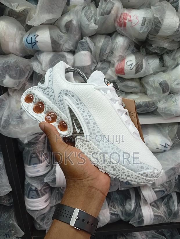 Nike Air Max 'Dn' - thumbnail 2