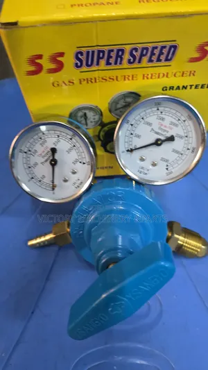 Oxygen Pressure Regulator Set