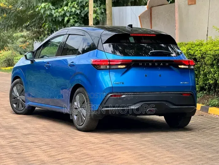 Nissan Note 1.2 Hybrid 2021 Blue