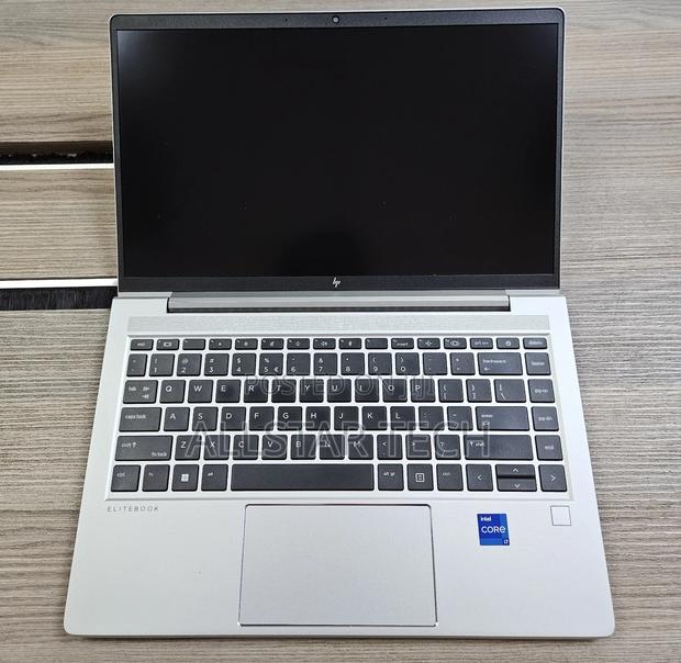 Laptop HP EliteBook 640 G10 16GB Intel Core i7 SSD 1T