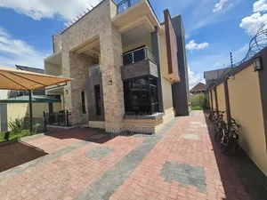 6bdrm Villa in Syokimau Serenity, Gateway Mall Area for sale
