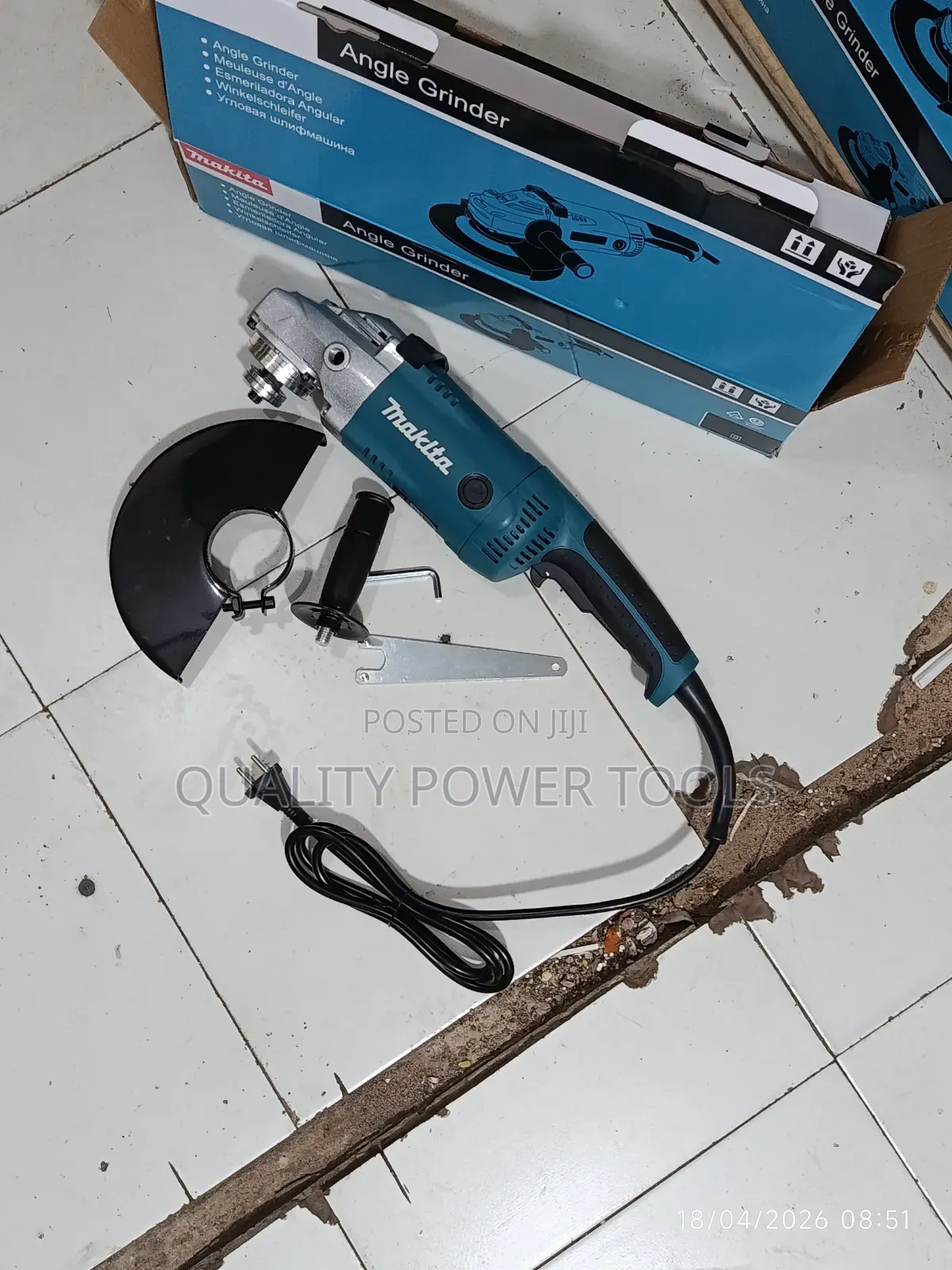 Makita Grinder 9inch