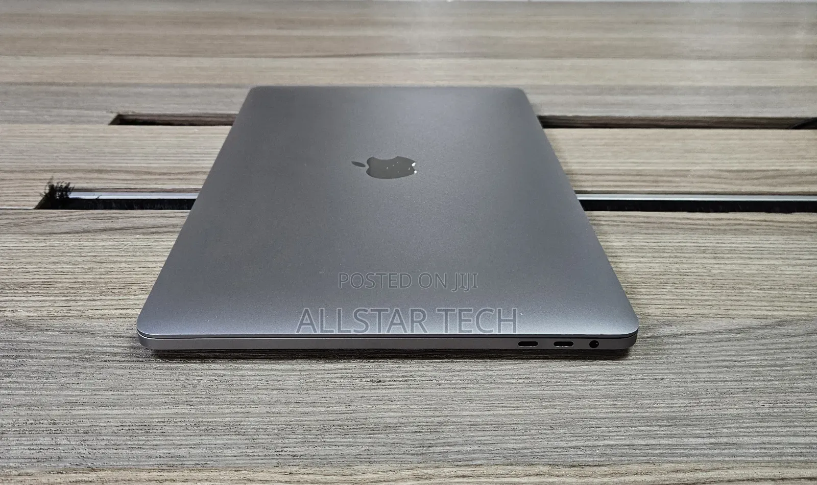 Laptop Apple MacBook Pro 2020 16GB Intel Core i7 SSD 512GB
