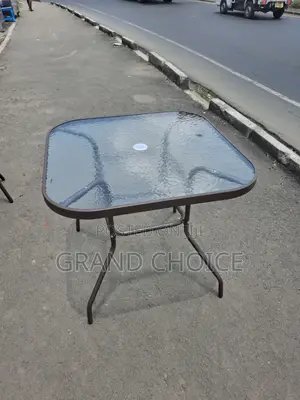 Balcon Square Glass Table
