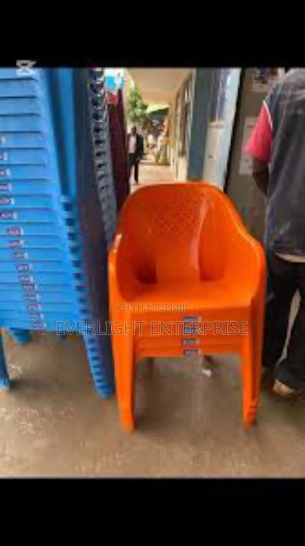 Andix Plastic Chairs - main view