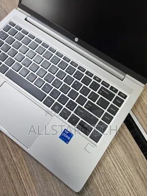 Laptop HP ProBook 440 G10 16GB Intel Core i7 SSD 512GB