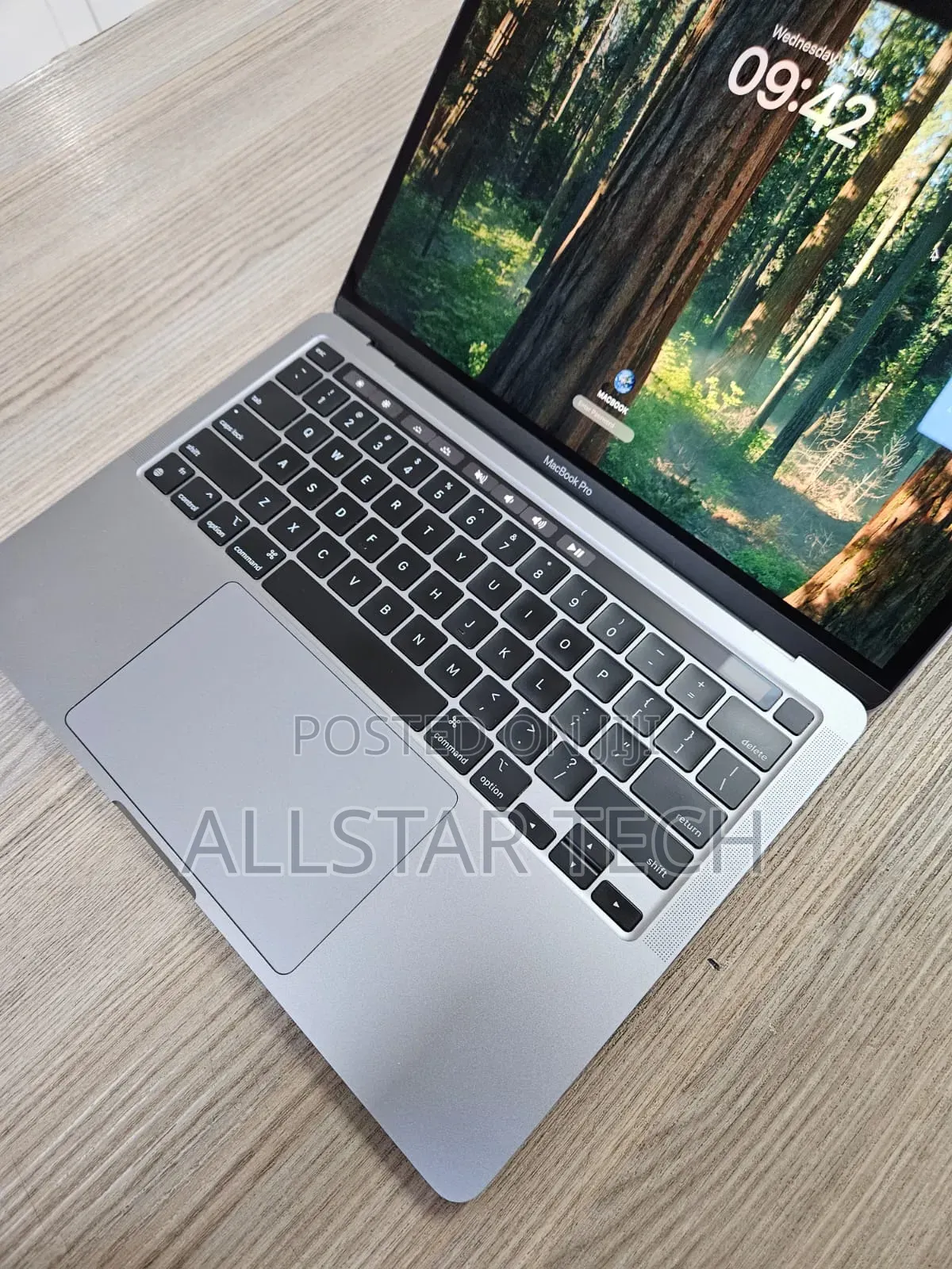 Laptop Apple MacBook Pro 2020 M1 8GB Apple M1 SSD 256GB