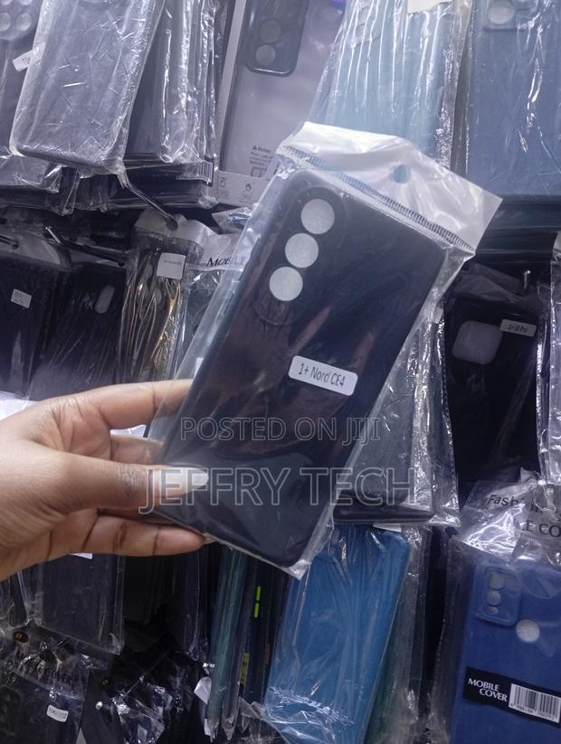 Oneplus Nord Ce4 Black Soft Silicone Back Cover - thumbnail 2