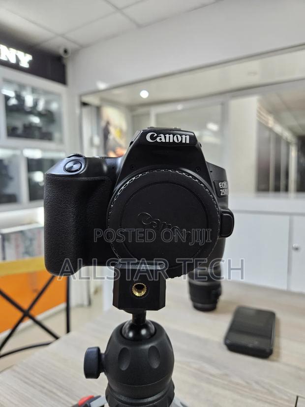 Canon 250d Video Resolution Comes Witj Kit Lens - thumbnail 3