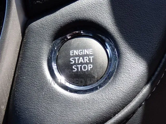 Toyota Land Cruiser 4.6 V8 ZX 2020 White