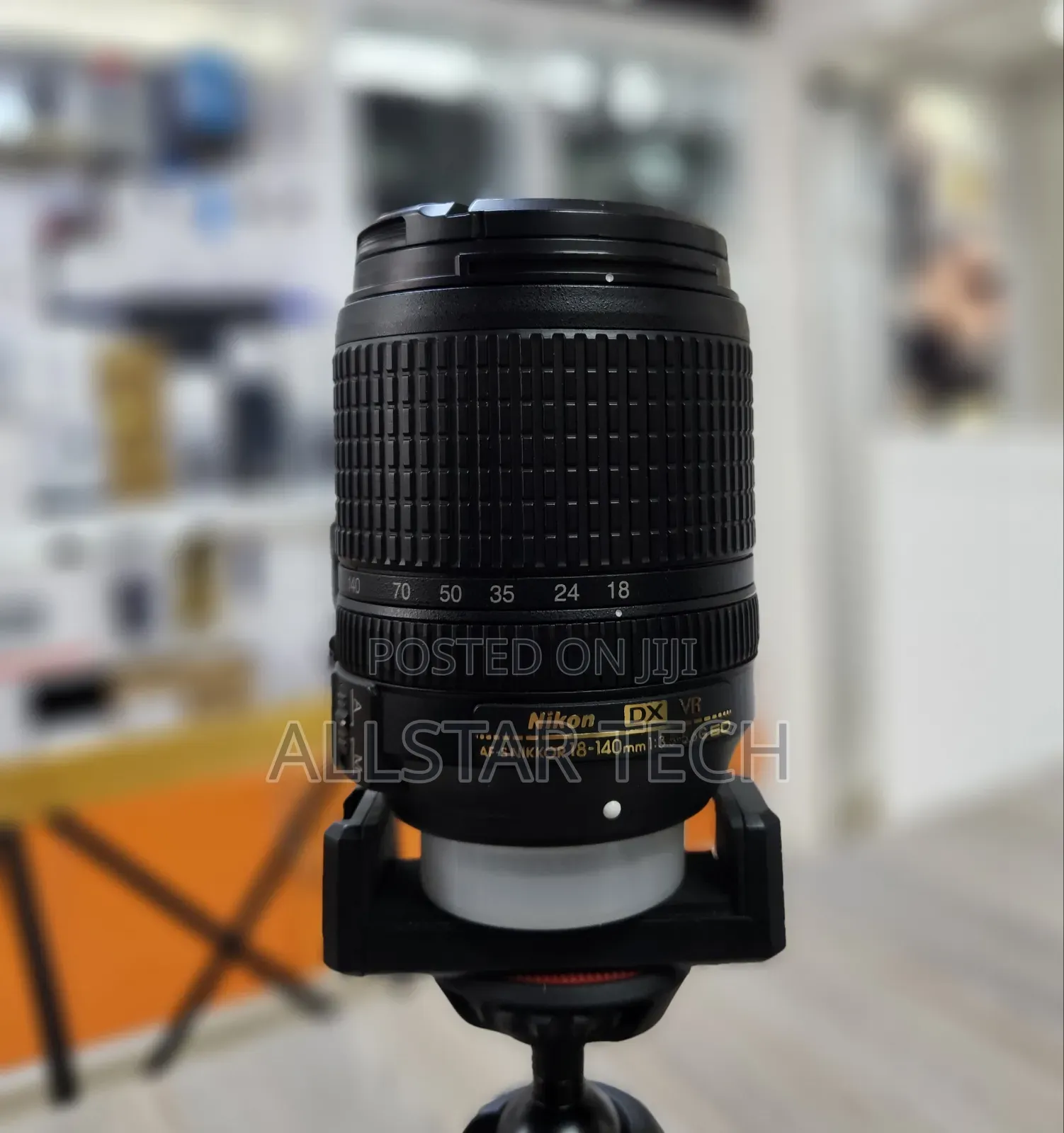 Nikon 18-140mm Zoom Lens F/3.5