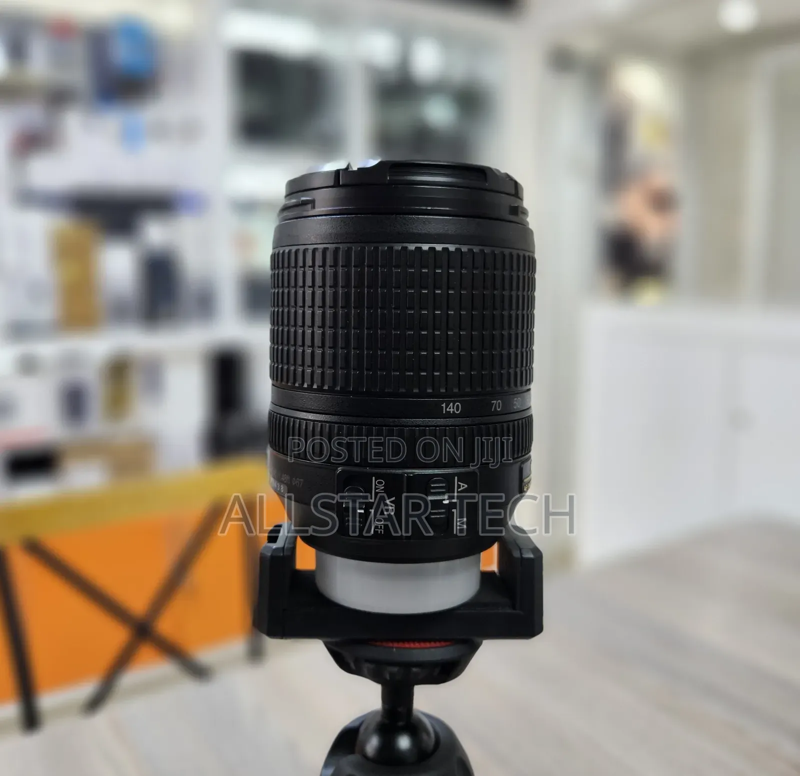 Nikon 18-140mm Zoom Lens F/3.5