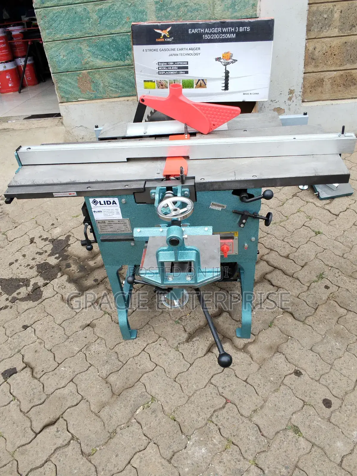 Multi-Use Woodworking Machine