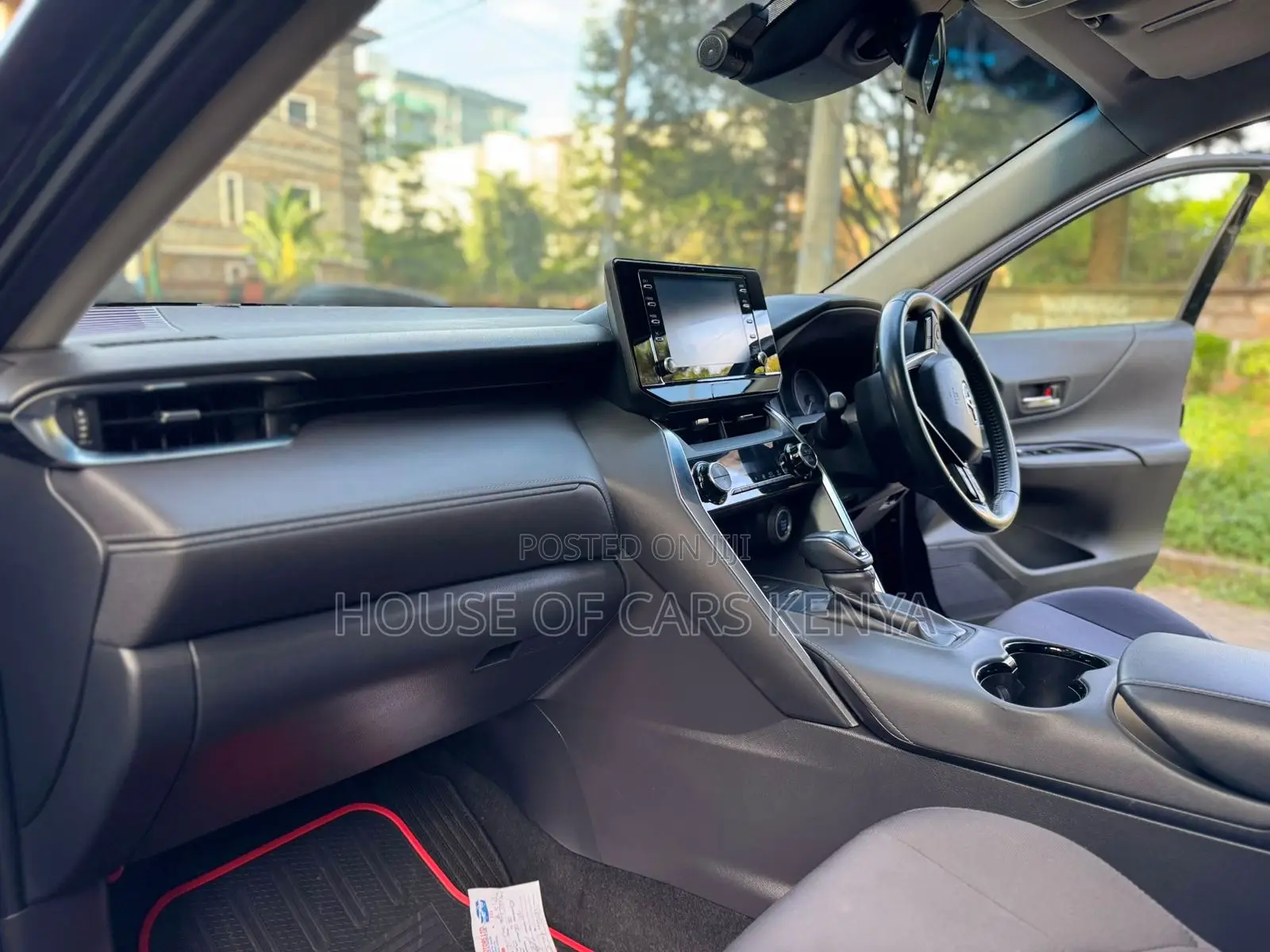 Toyota Harrier 2.0 2021 Black