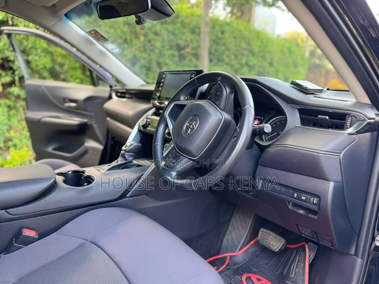 Toyota Harrier 2.0 2021 Black