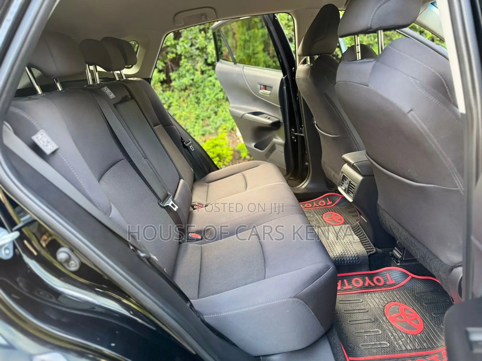 Toyota Harrier 2.0 2021 Black