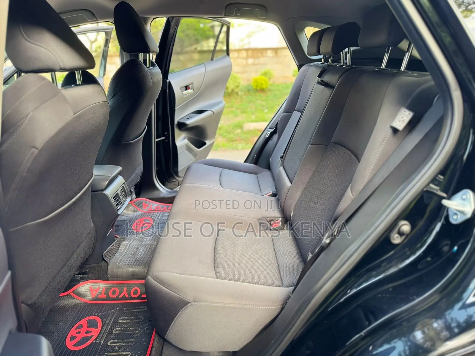Toyota Harrier 2.0 2021 Black