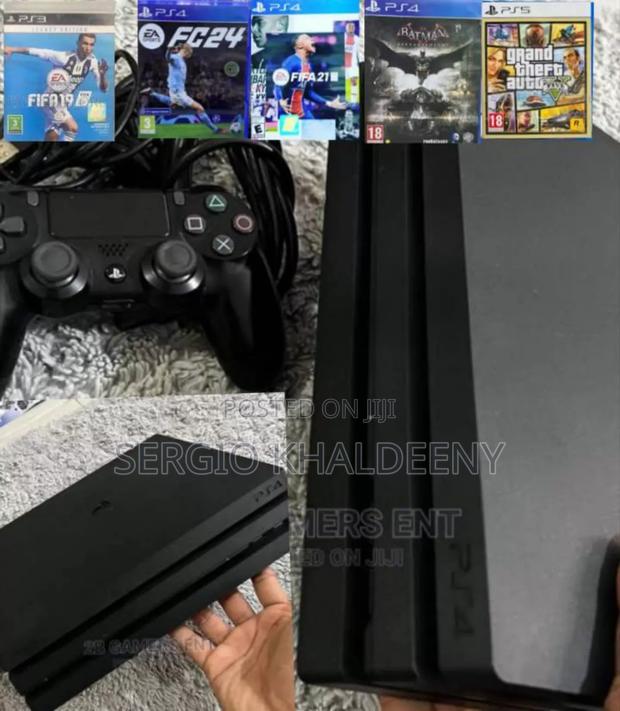 Ps4 Pro+1 Pad and 5 Free Vedios Games