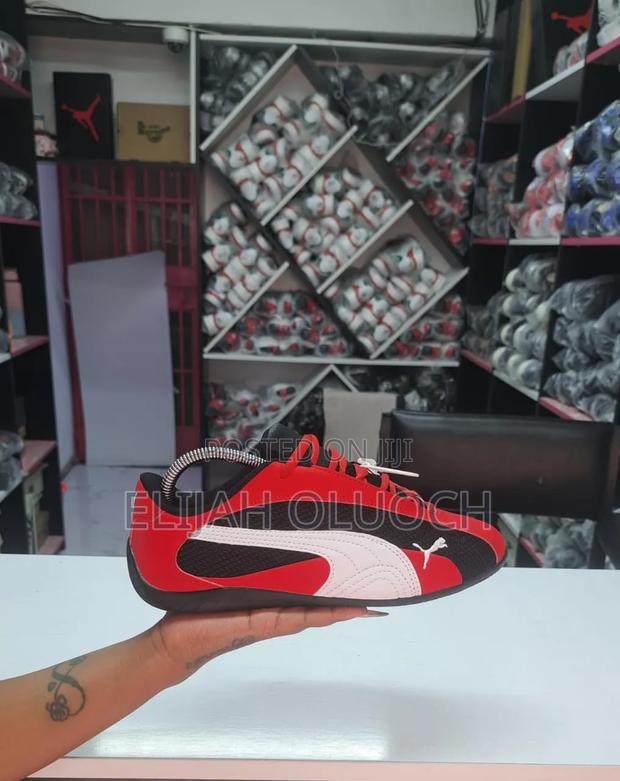 Puma Speedcat Plus Red White
Sizes : 38 -45 - thumbnail 2