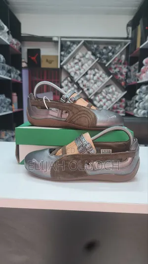 Puma Speedcat Lux Ballet " Chocolate Gum"
Sizes : 38 -41