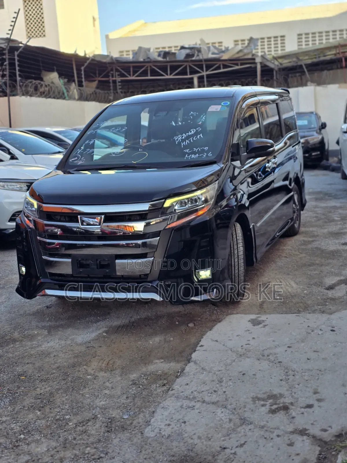 Toyota Noah 2.0 FWD (8 Seater) 2019 Black