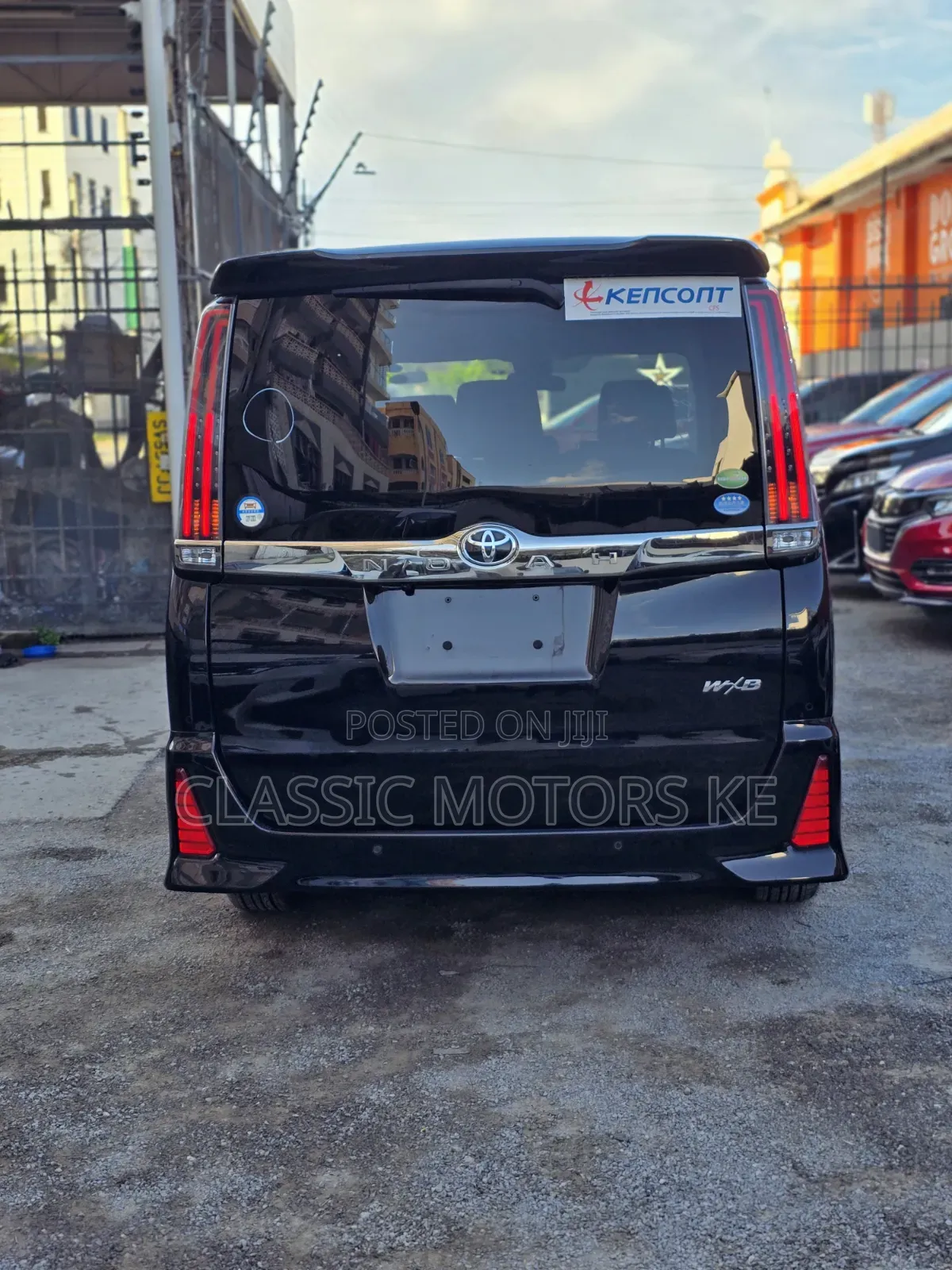 Toyota Noah 2.0 FWD (8 Seater) 2019 Black