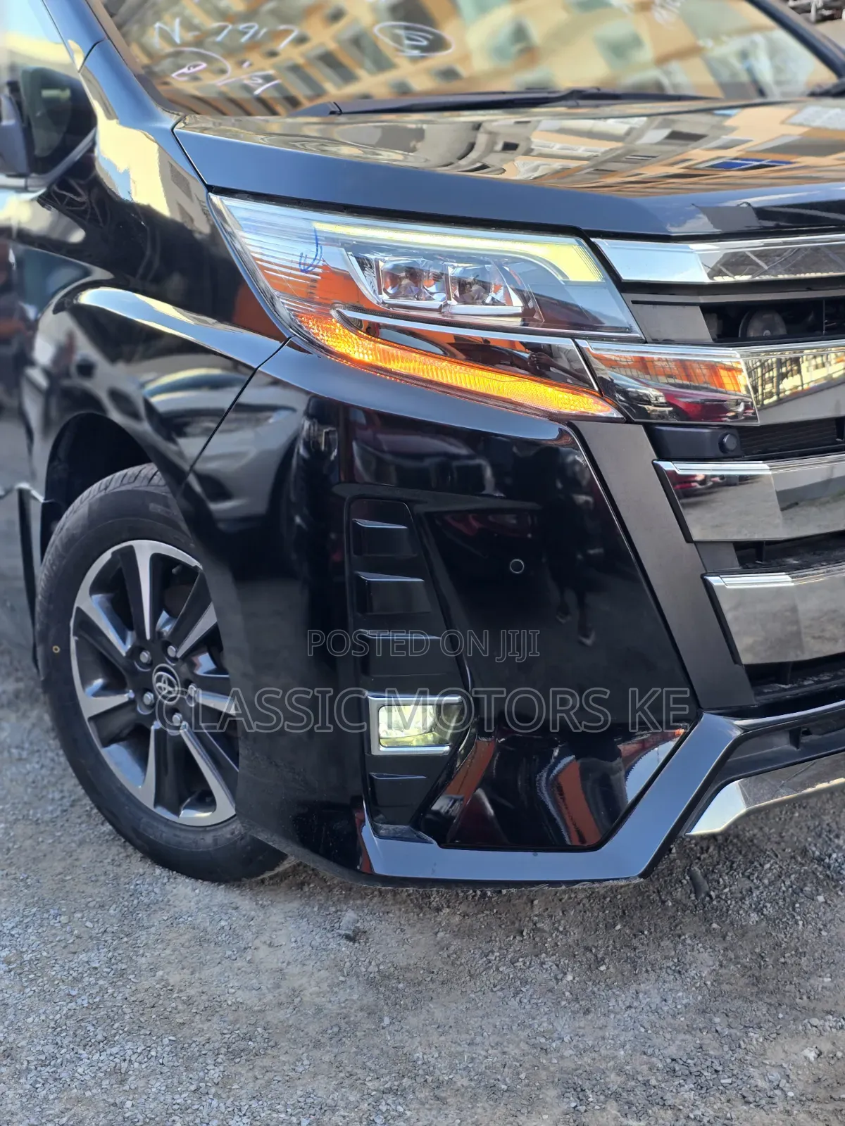 Toyota Noah 2.0 FWD (8 Seater) 2019 Black