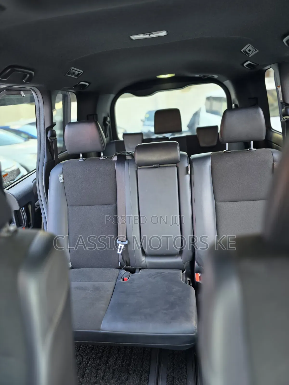 Toyota Noah 2.0 FWD (8 Seater) 2019 Black