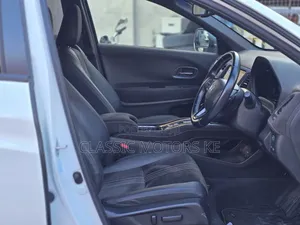 Honda Vezel 1.5 Hybrid 2WD 2019 White