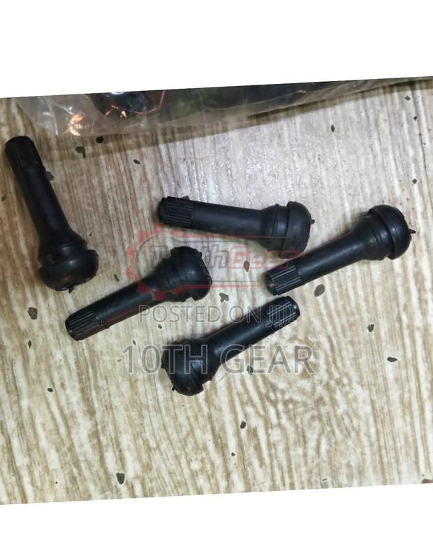 Tubeless Nozzles Rubber (Packet) Size 14 - thumbnail 2