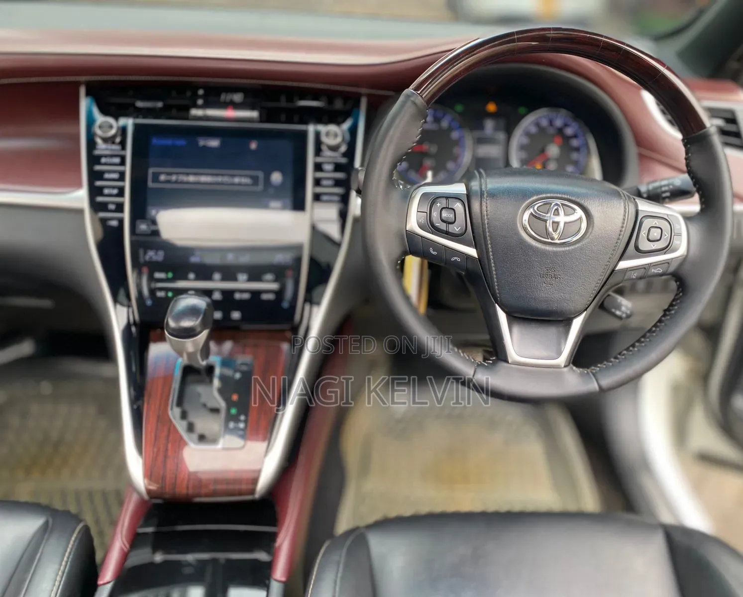 Toyota Harrier 2.0 2017 White