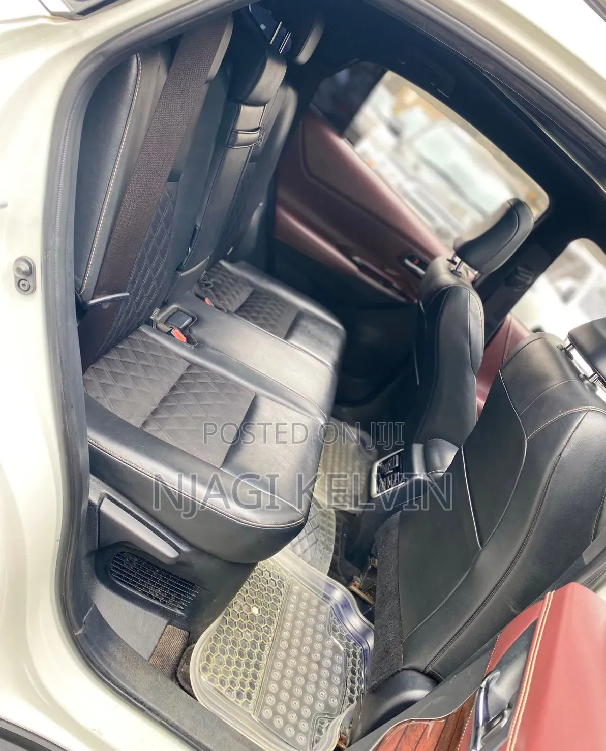 Toyota Harrier 2.0 2017 White
