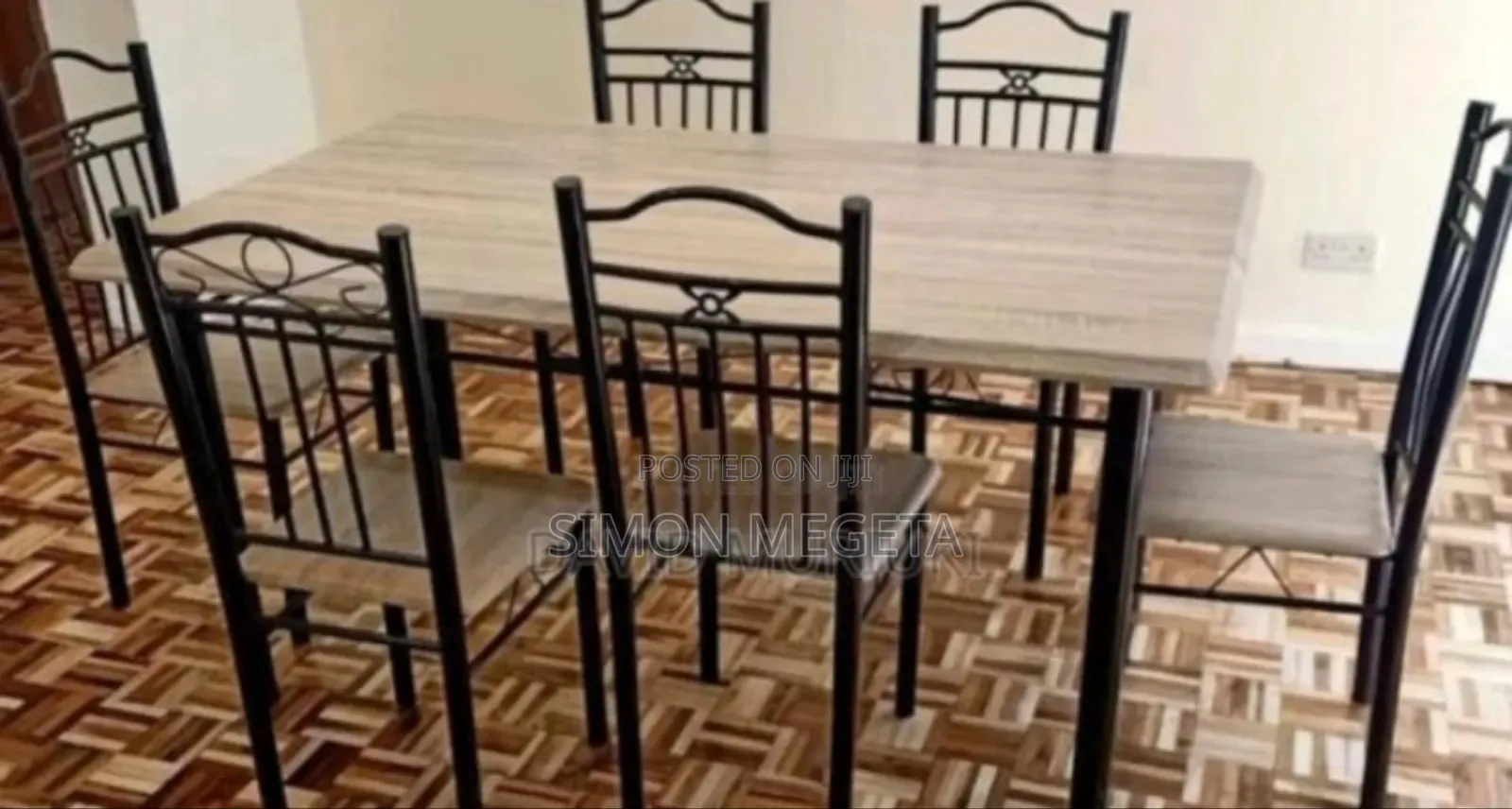 Assembled 6 Sitter Dinning Table