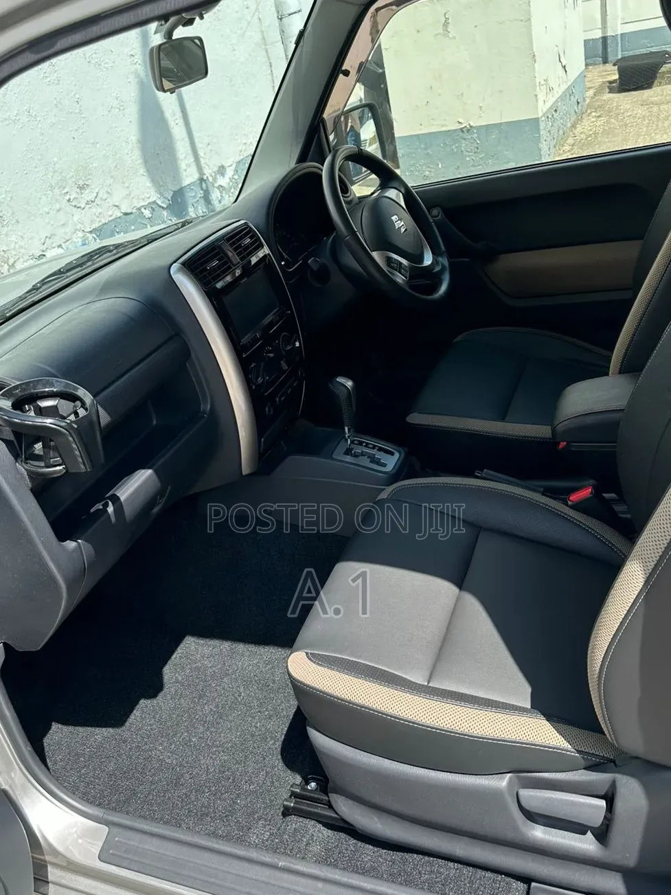 Suzuki Jimny 2018 Silver