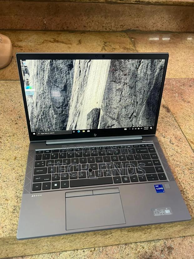 Laptop HP ZBook Firefly G8 16GB Intel Core i7 SSD 512GB
