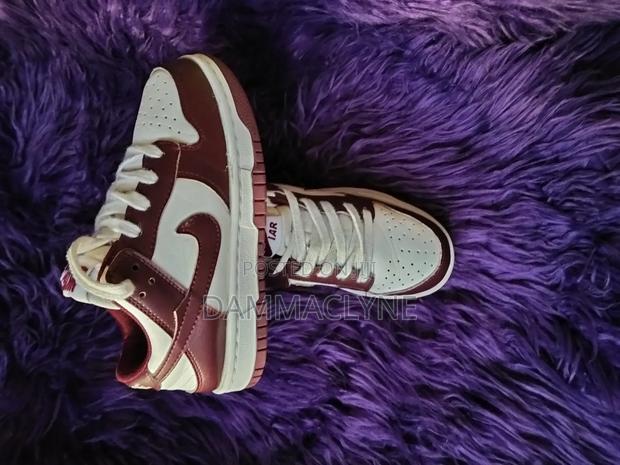 Unisex Nike Sneakers