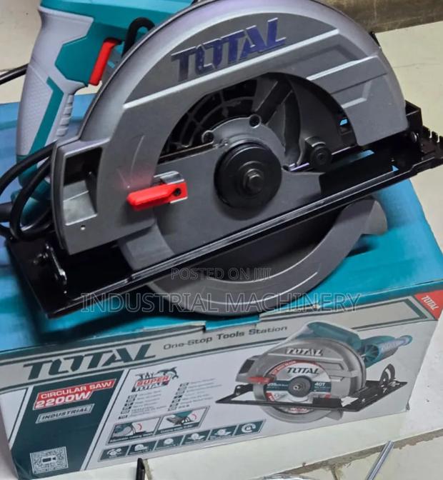Total Circular Saw - main view