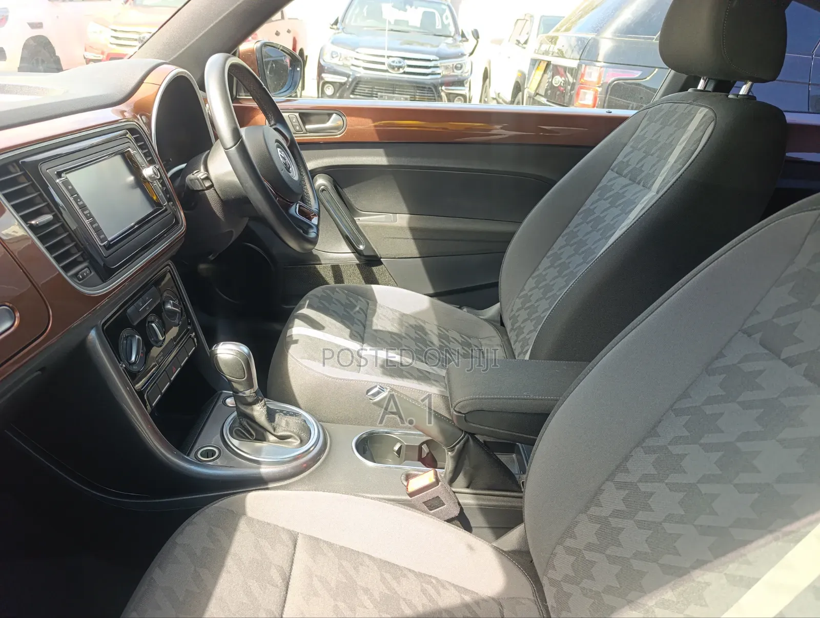 Volkswagen Beetle 2019 Brown
